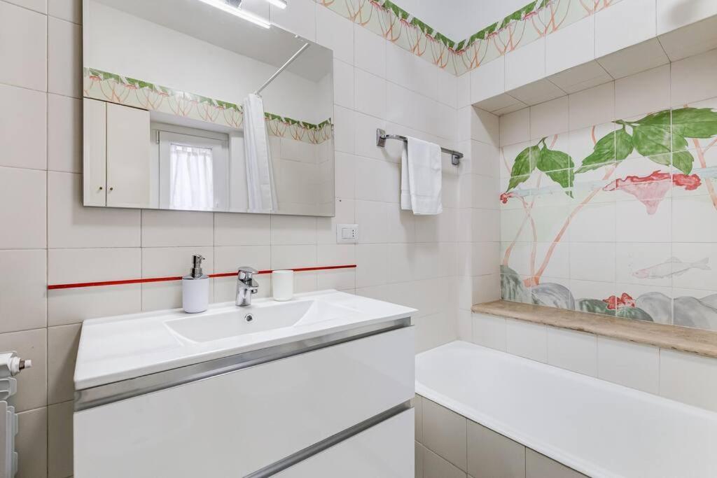 Luminous Apartment Few Steps From Piazza Navona Exterior photo